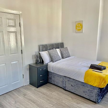Cheerful 1 Bed Apartment Cardiff City Centre - Penarth Rd Habitación foto