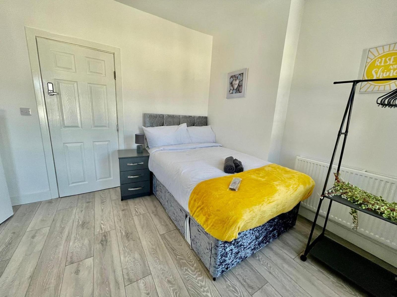 Cheerful 1 Bed Apartment Cardiff City Centre - Penarth Rd Habitación foto